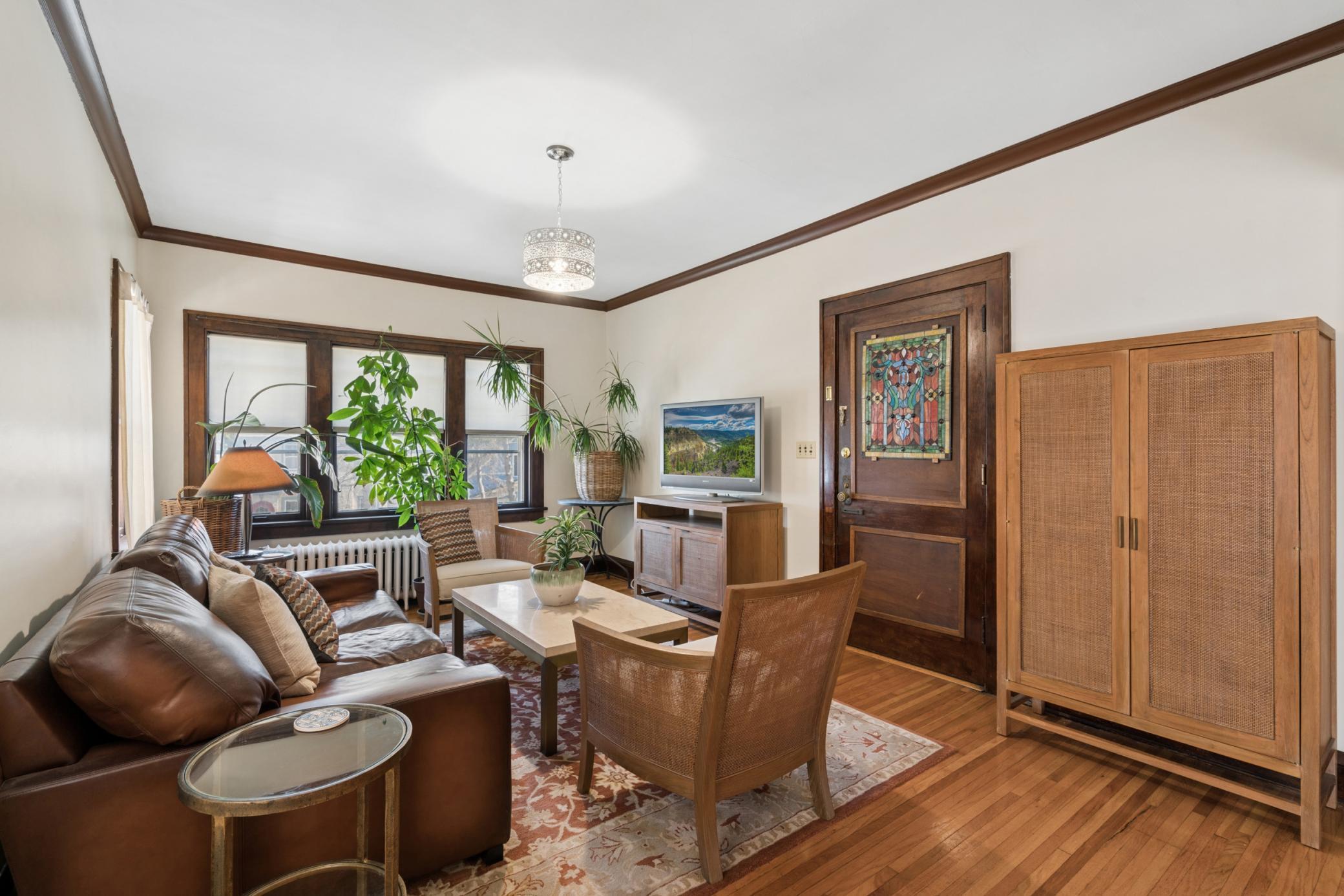 3534 Harriet Avenue 4