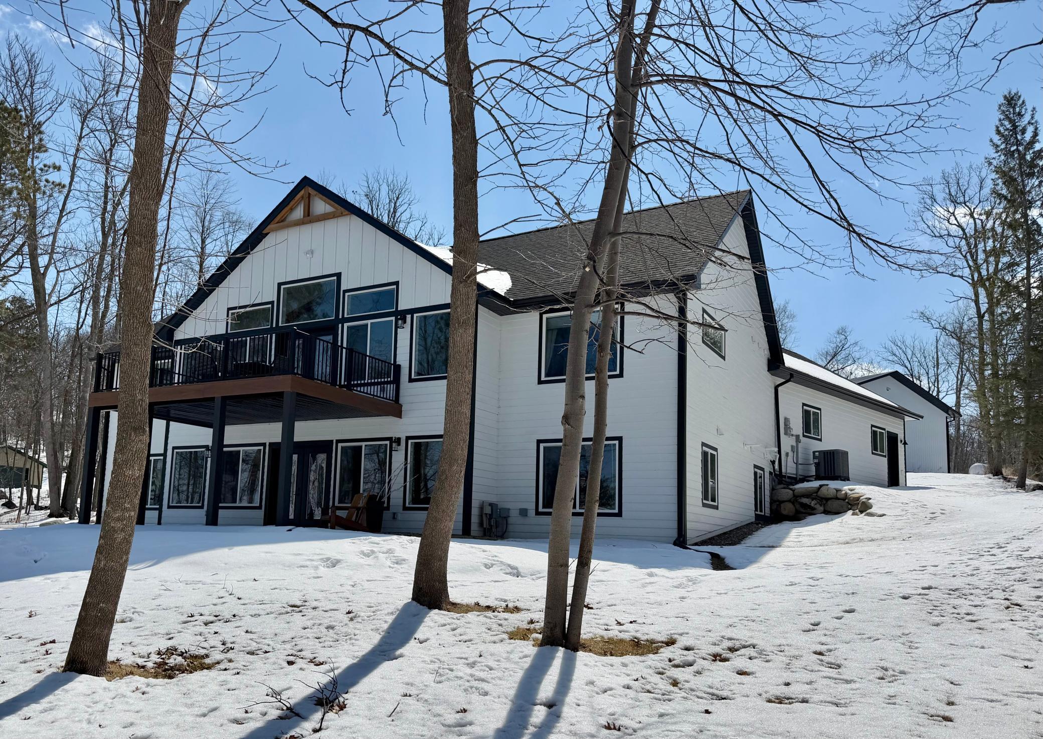 9745 Pine Point Road NW