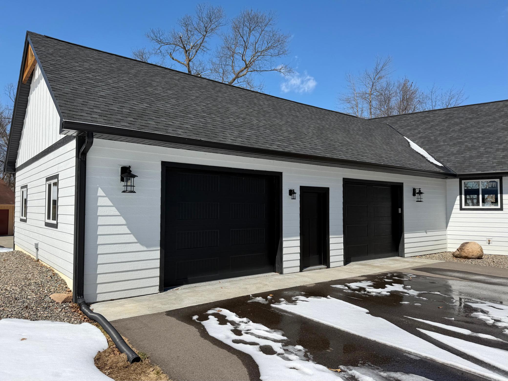 9745 Pine Point Road NW