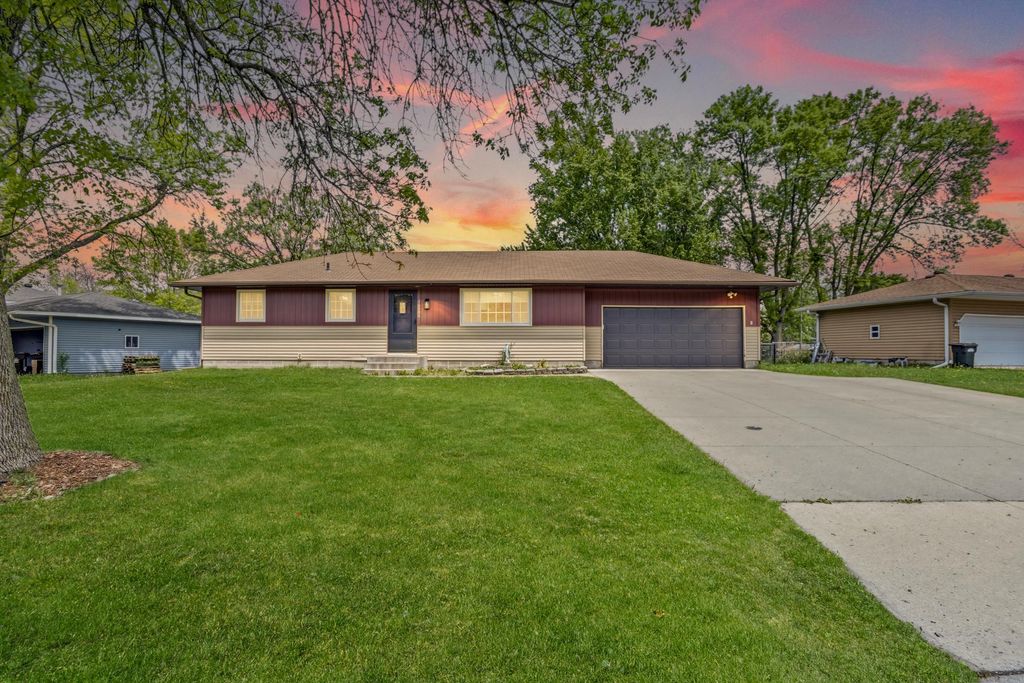 Photo of 16838 Galena Avenue W, Rosemount, MN 55068 (MLS # 7070584)