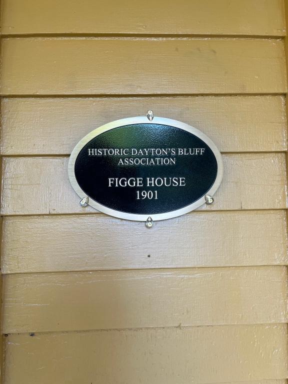 402 Eichenwald Street