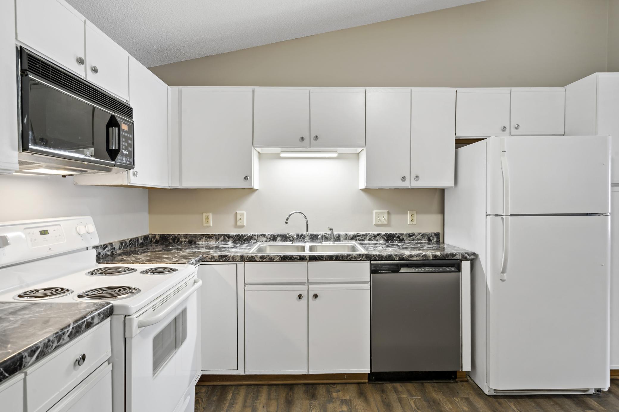 3650 Gershwin Lane N