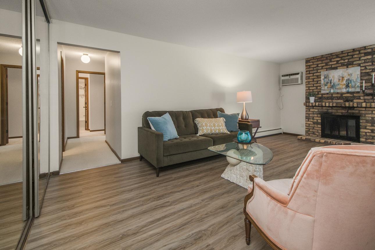 4648 Cedar Lake Road S 3