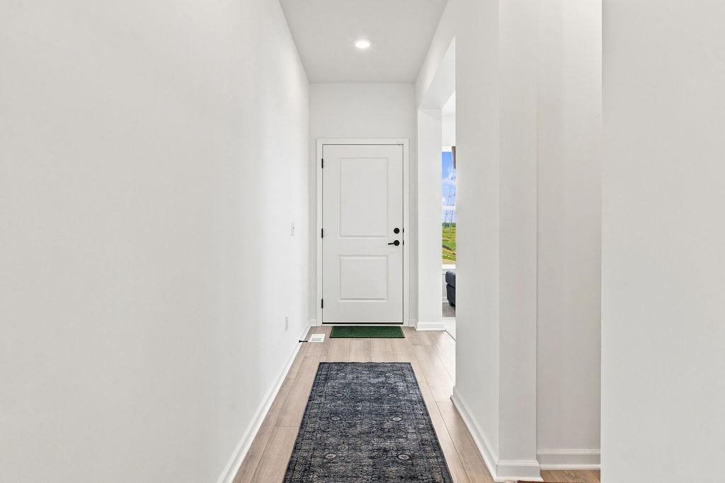 1407 Summerland Way