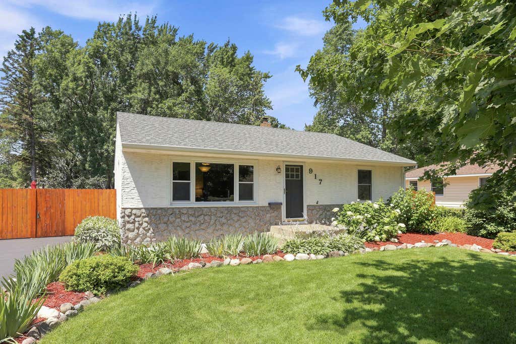 Photo of 917 Westwood Lane, Anoka, MN 55303 (MLS # 7107783)