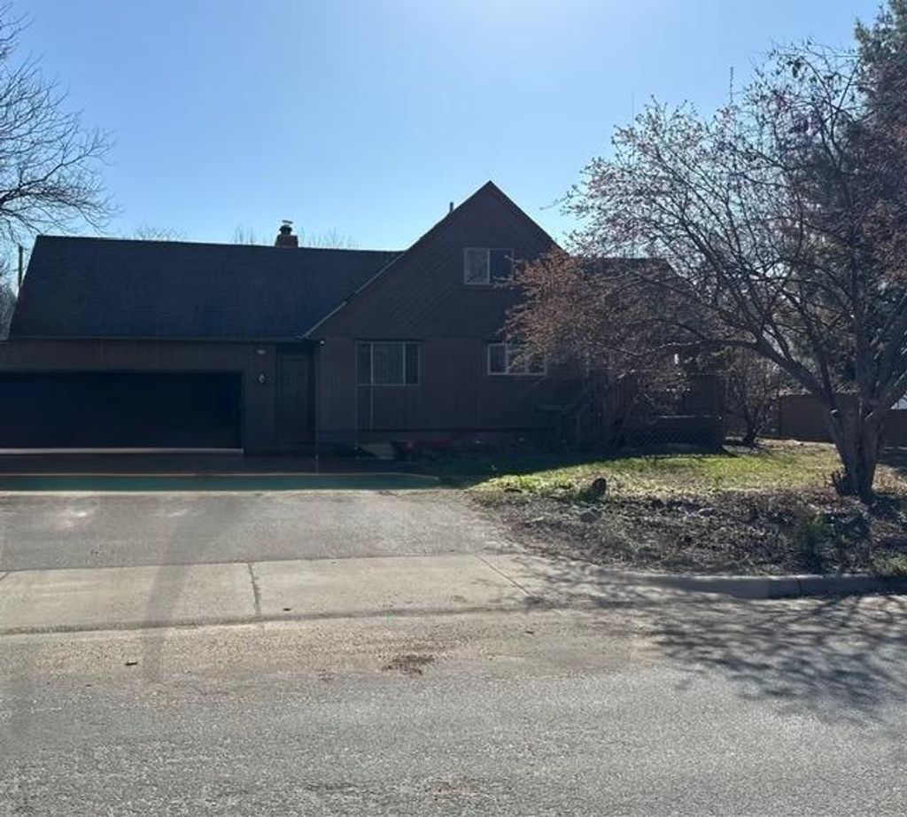 Photo of 5510 James Avenue N, Brooklyn Center, MN 55430 (MLS # 7022710)