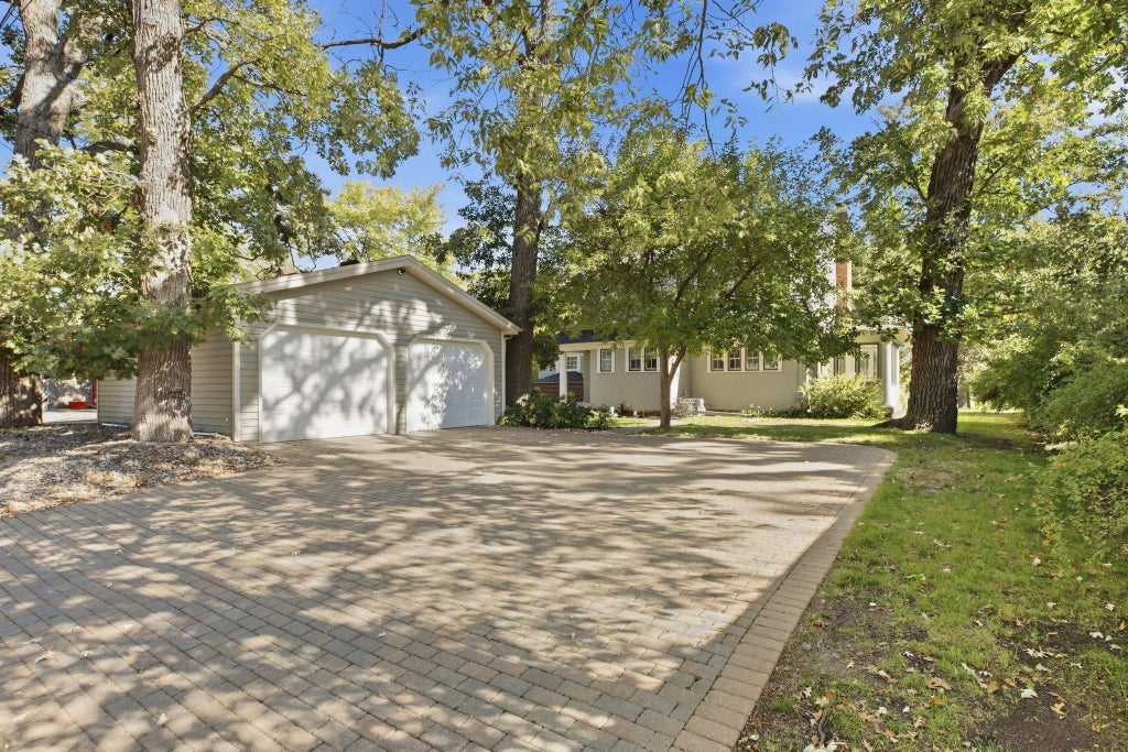 Photo of 909 6th Avenue N, Saint Cloud, MN 56303 (MLS # 7141271)