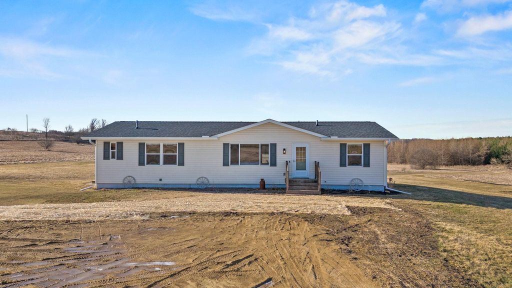 Photo of W2521 890th Avenue, Spring Valley, WI 54767 (MLS # 7036841)