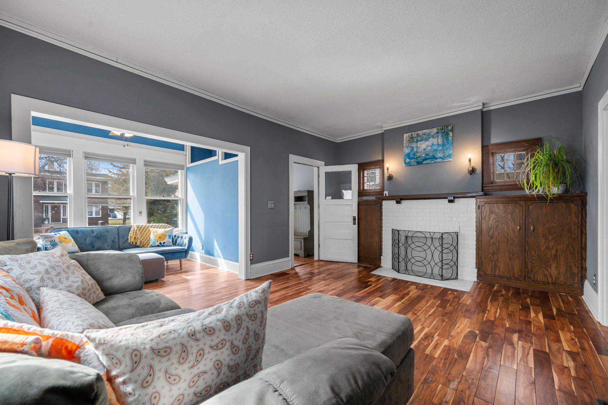 3221 Bryant Avenue S