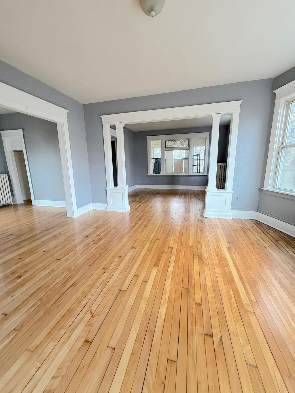 Photo of 651 Ivy Avenue E, Saint Paul, MN 55106 (MLS # 7054513)