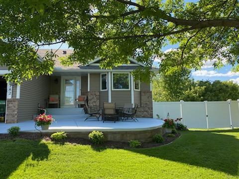 10282 Madison Street NE