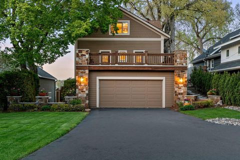 178 Peninsula Road Medicine Lake MN 55441