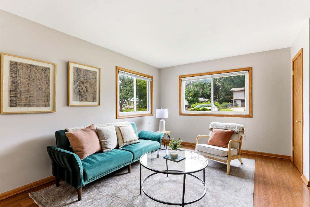 Photo of 6218 France Avenue S, Edina, MN 55410 (MLS # 7123795)