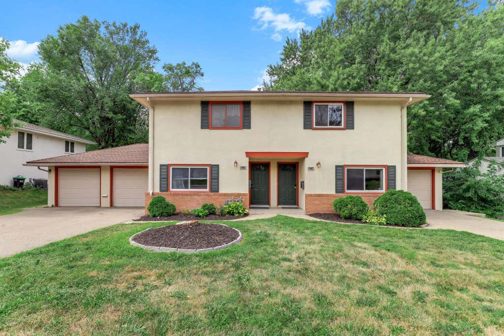 Photo of 6218 France Avenue S, Edina, MN 55410 (MLS # 7123795)