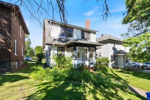 Photo of 928 N 19th Avenue E, Duluth, MN 55812 (MLS # 7098649)