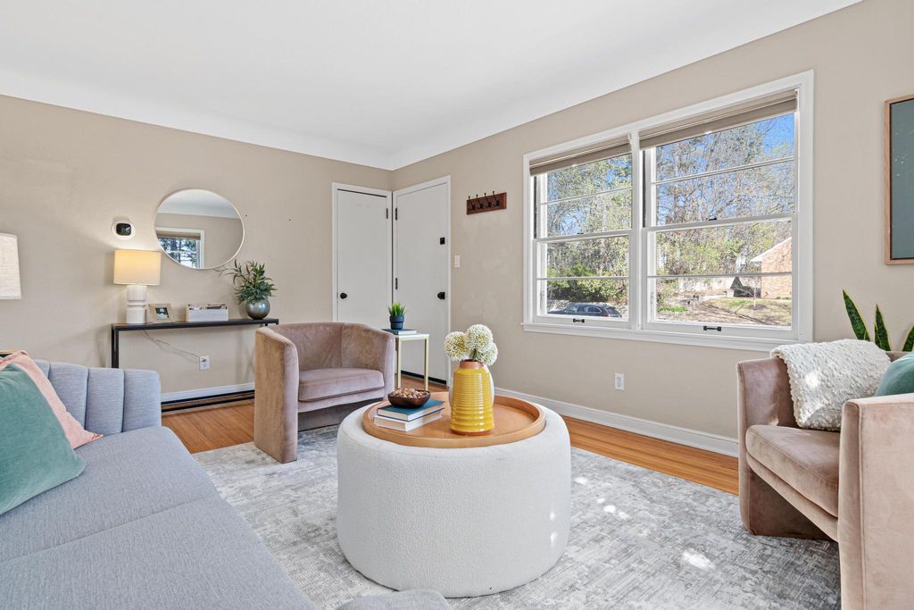 Photo of 1224 Sargent Avenue, Saint Paul, MN 55105 (MLS # 7058635)