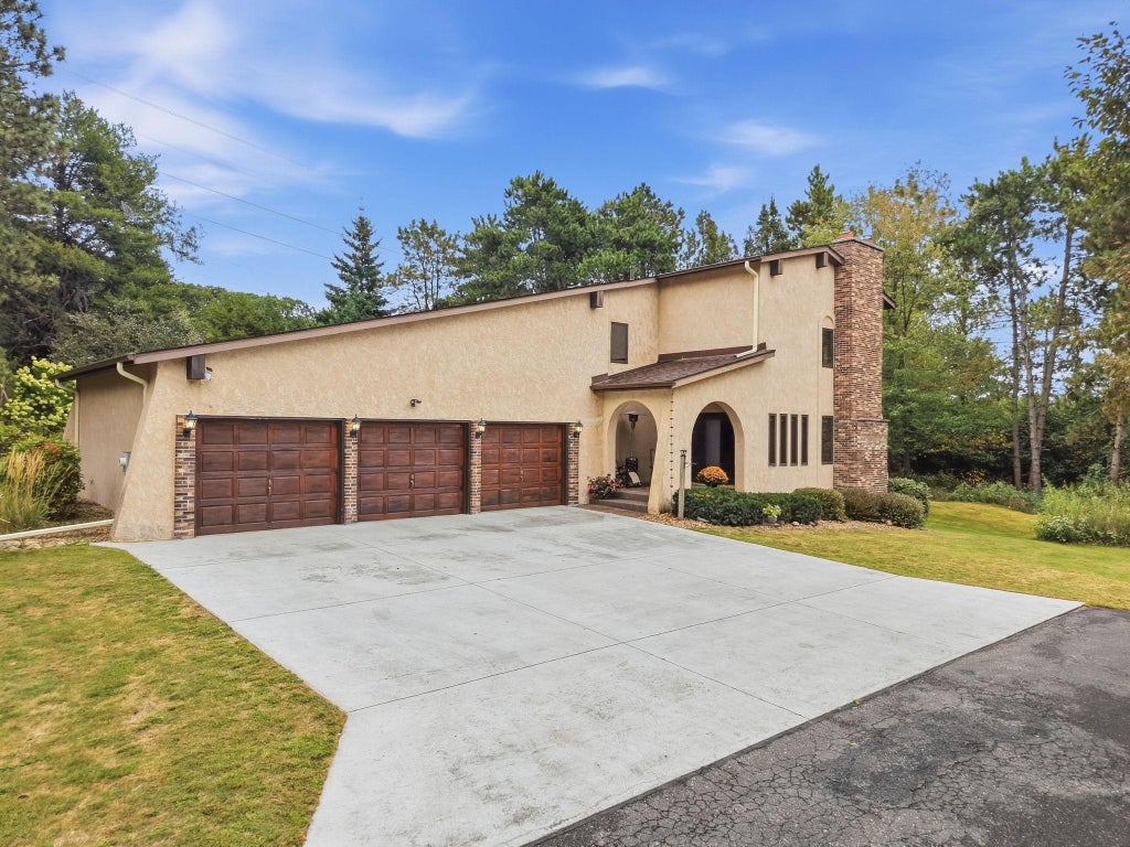 Photo of 6668 Crackleberry Trail, Woodbury, MN 55129 (MLS # 7142631)