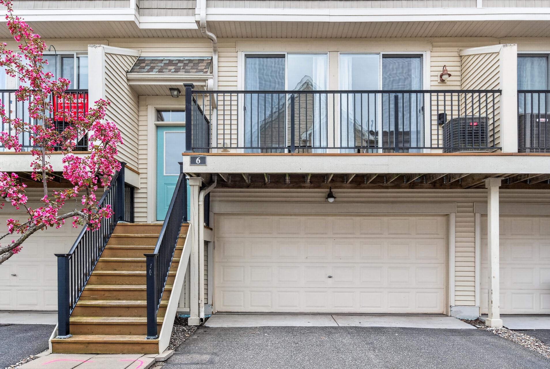 4735 Victor Path 6