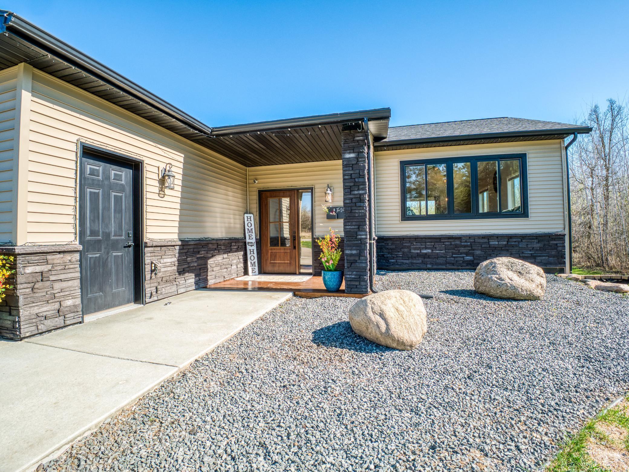 7577 Emerald Pines Drive NW