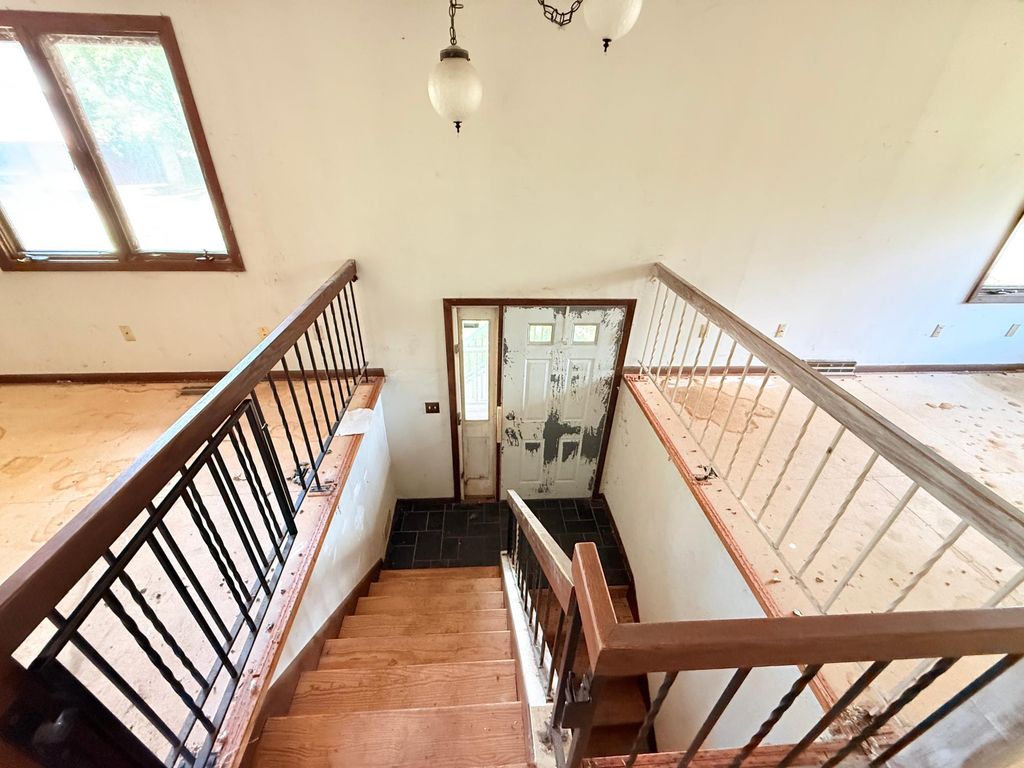 Photo of 8265 Cypress Lane, Eden Prairie, MN 55347 (MLS # 6824049)