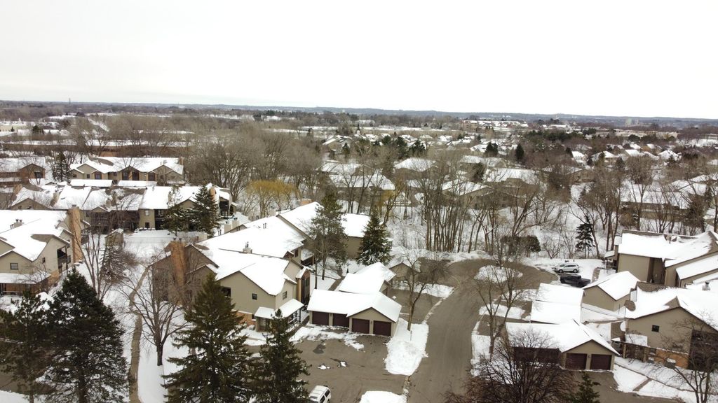 Photo of 11039 Oregon Circle #60, Bloomington, MN 55438 (MLS # 7041370)