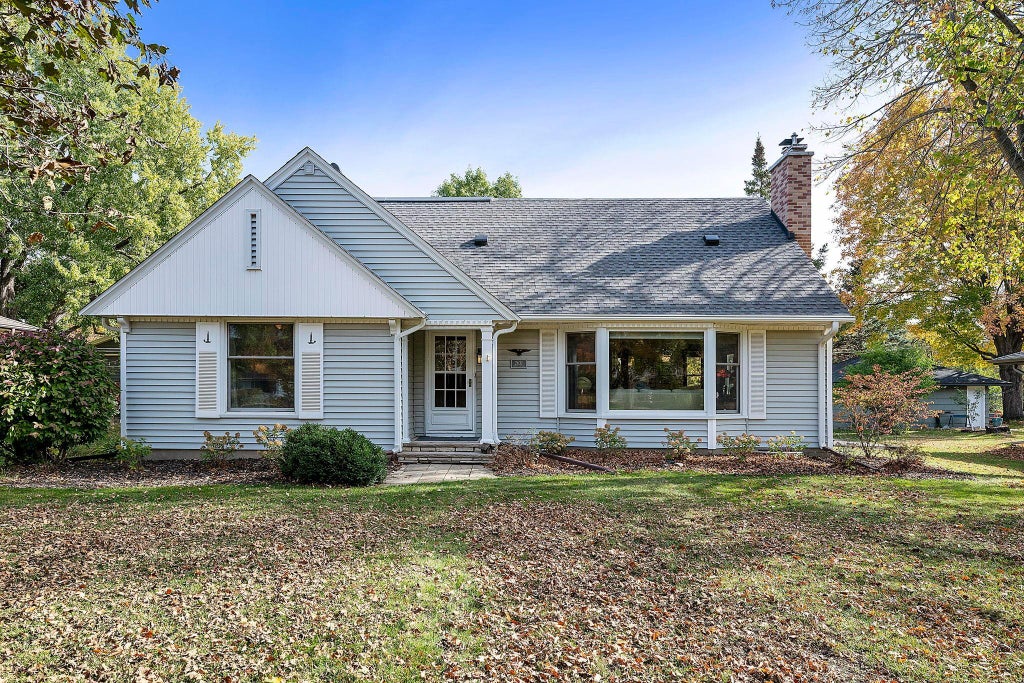 Photo of 2631 Burd Place, Saint Louis Park, MN 55426 (MLS # 7154887)