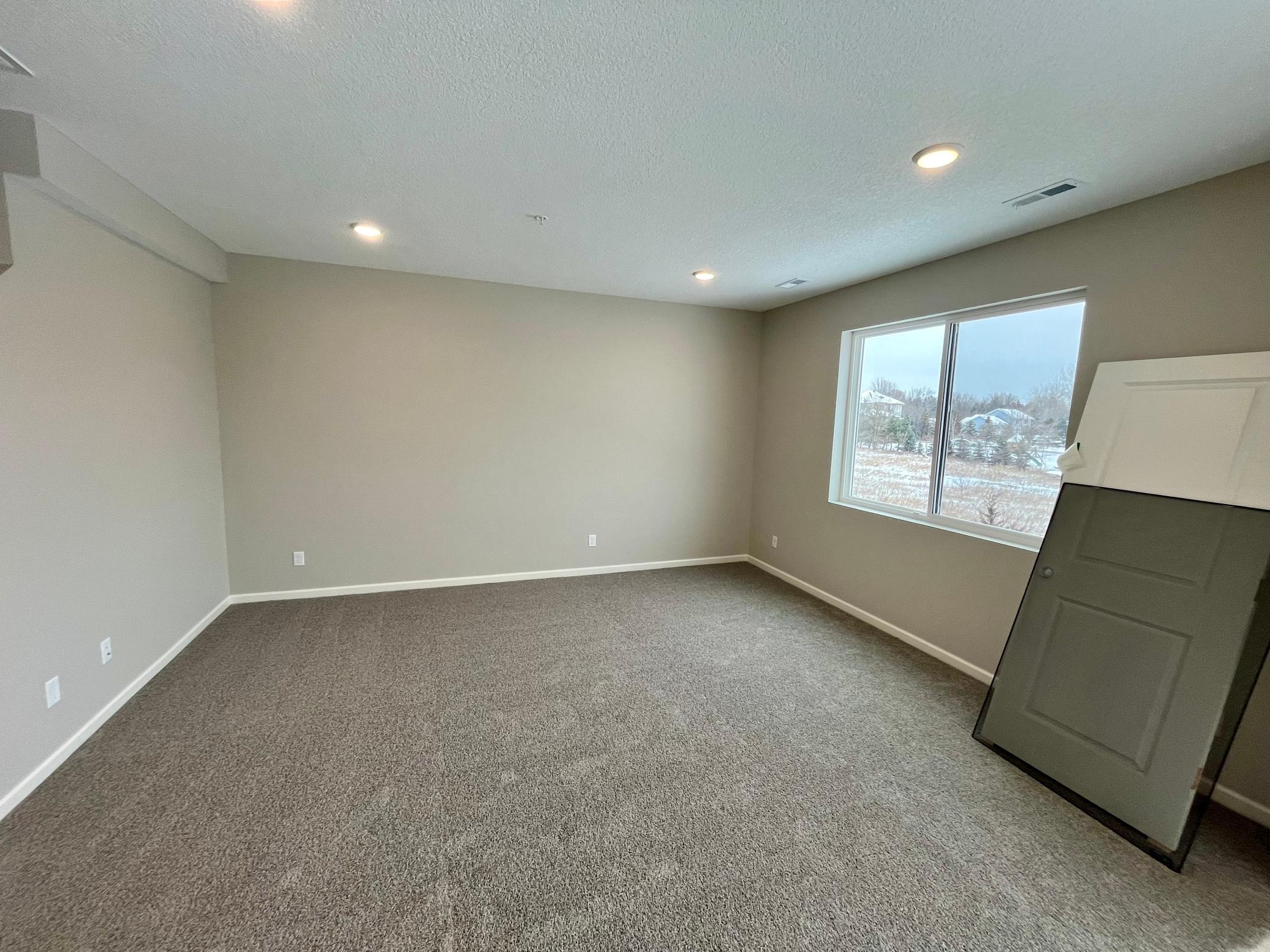 14837 Willemite Street NW