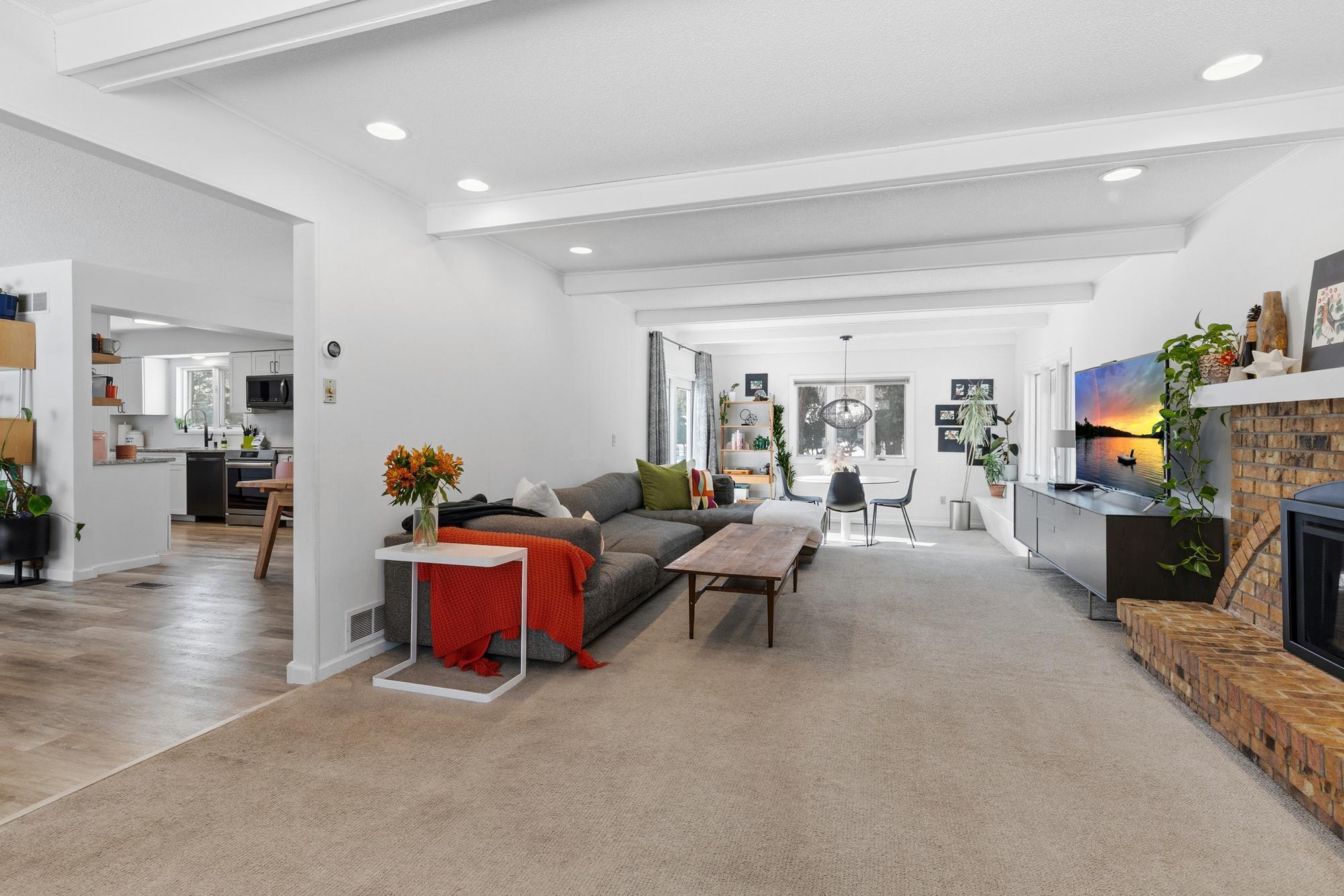 4396 Snail Lake Court W