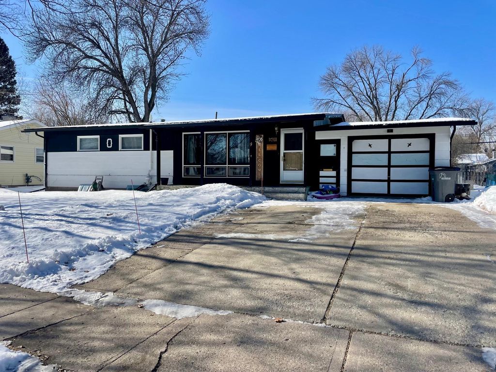 Photo of 501 Maple Lane, Moorhead, MN 56560 (MLS # 7031484)