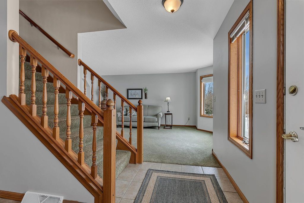 Photo of 1314 W Oakes Drive, Saint Cloud, MN 56303 (MLS # 7036826)