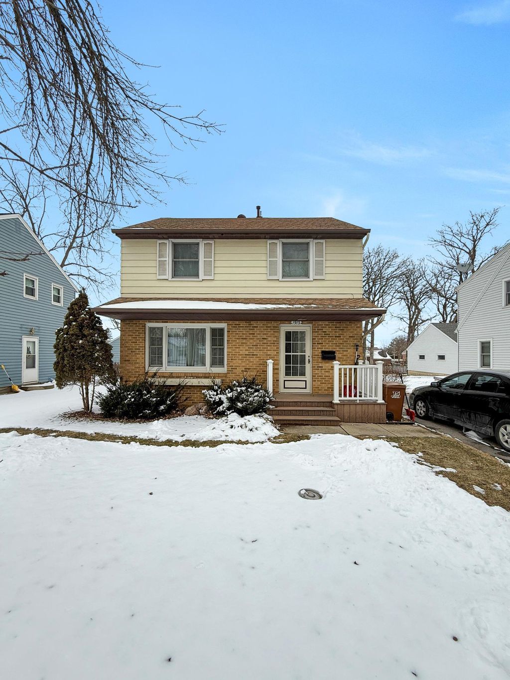 Photo of 1913 6th Avenue NE, Austin, MN 55912 (MLS # 7031478)