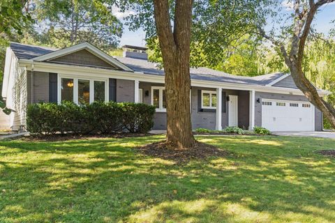 2465 Brunswick Avenue N Golden Valley MN 55422