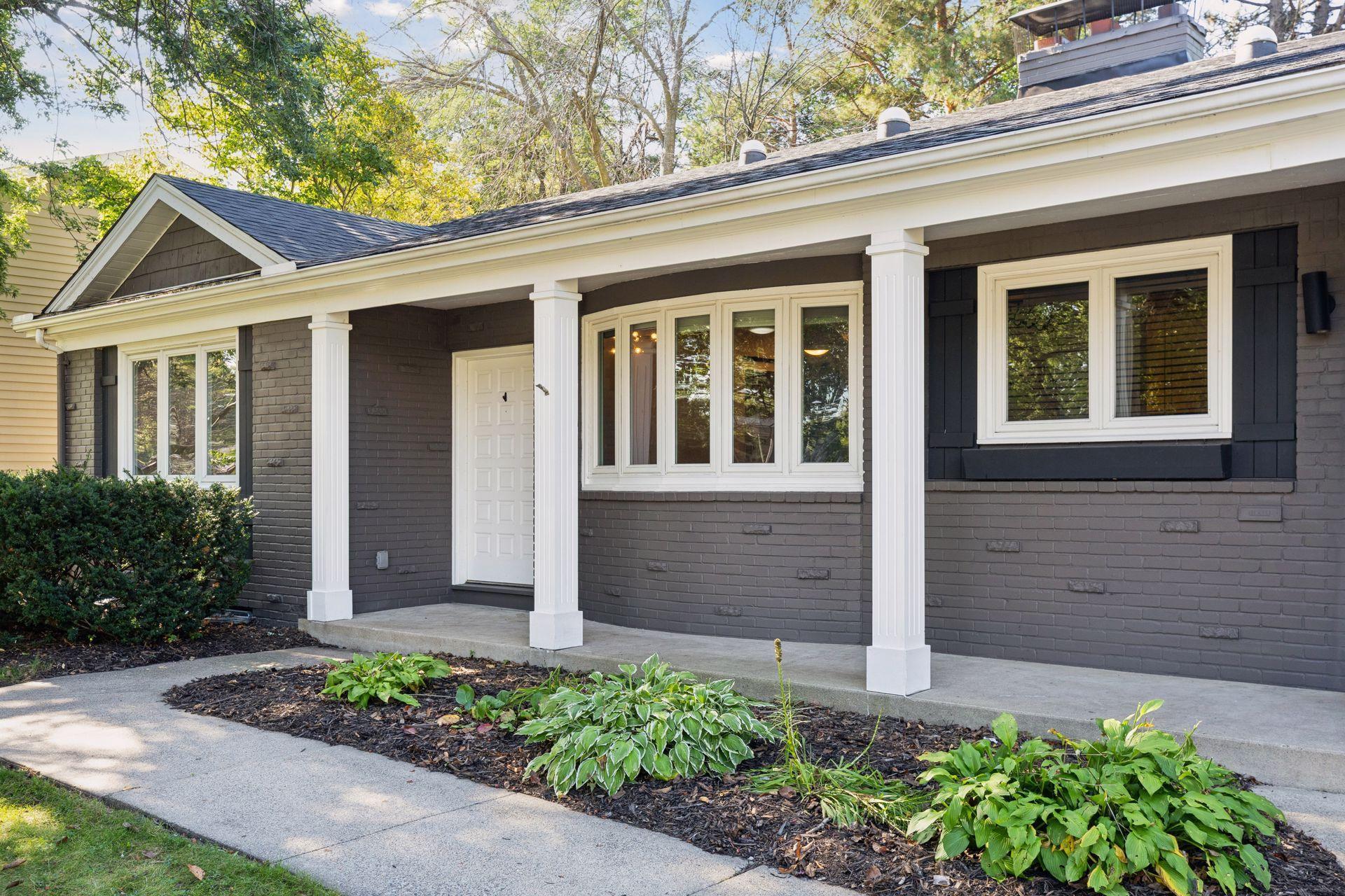 2465 Brunswick Avenue N