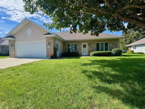 Photo of 1112 Travis Road, Marshall, MN 56258 (MLS # 7148822)