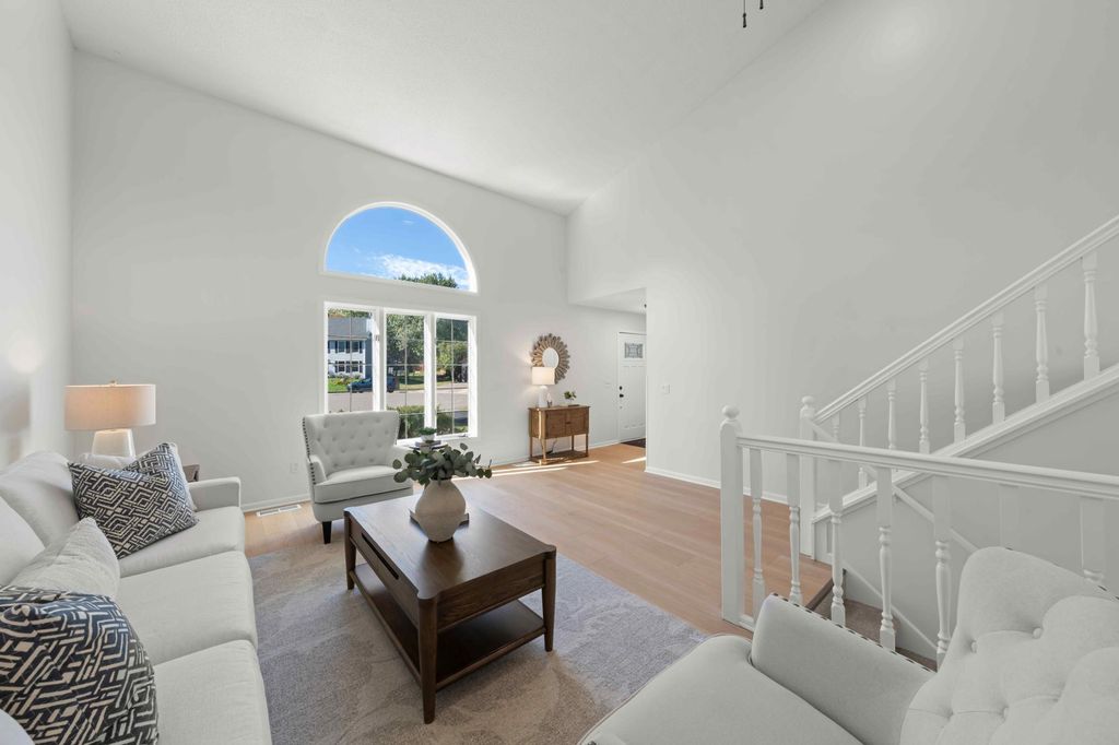 Photo of 4124 New York Avenue, Eagan, MN 55123 (MLS # 7000303)