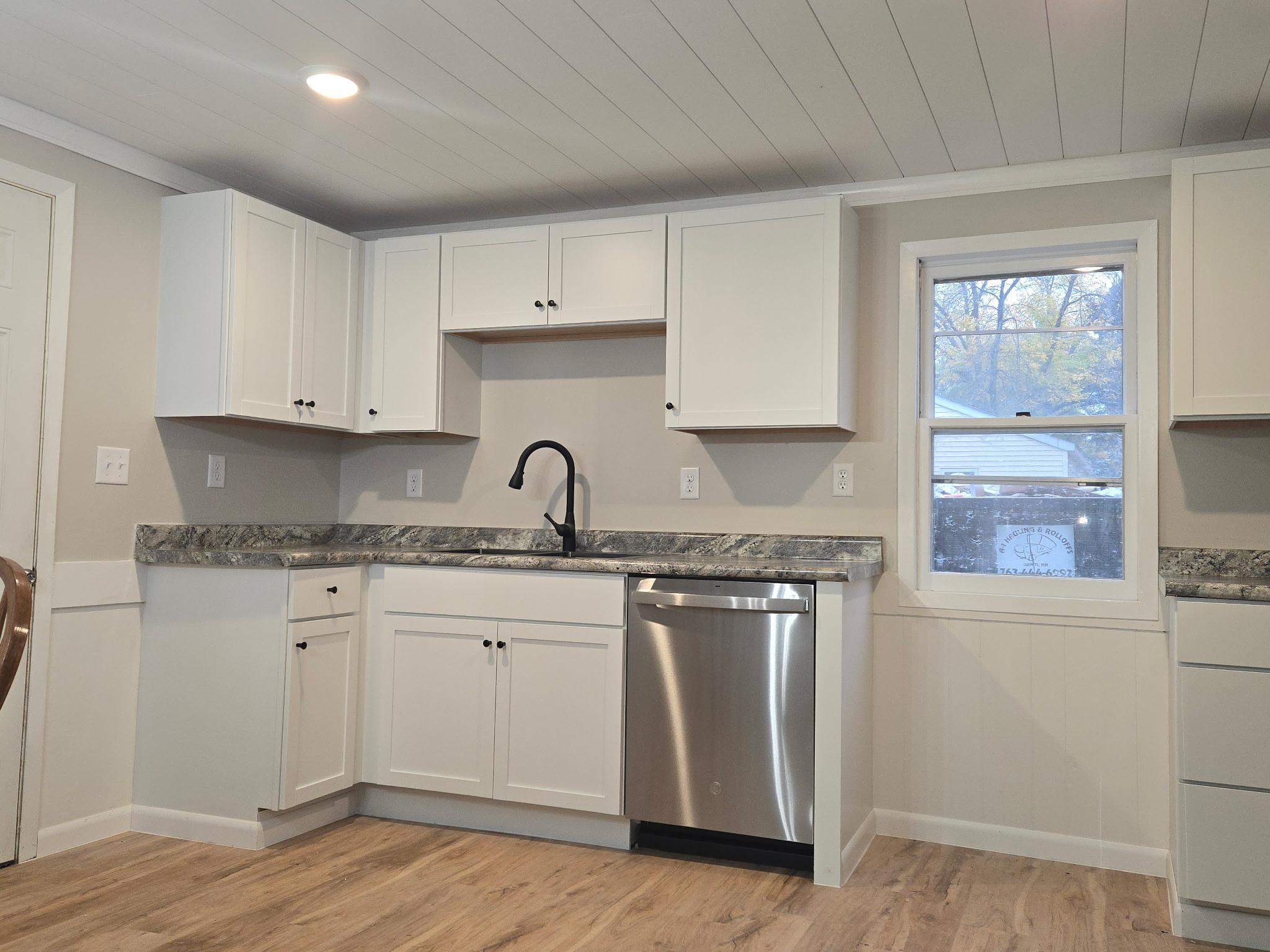 901 S 6th Street