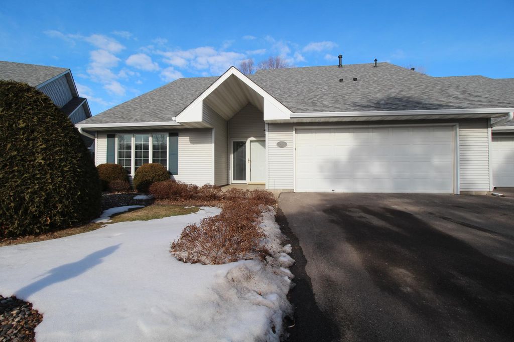 Photo of 1511 Waters Edge Circle, Northfield, MN 55057 (MLS # 7019578)