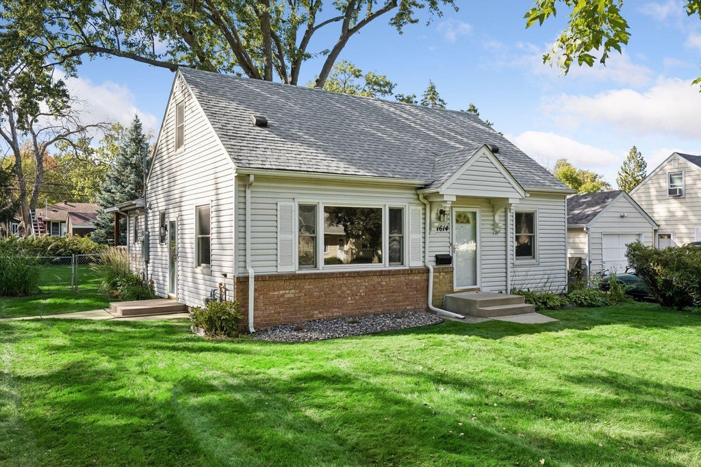 Photo of 7614 2nd Avenue S, Richfield, MN 55423 (MLS # 7155535)