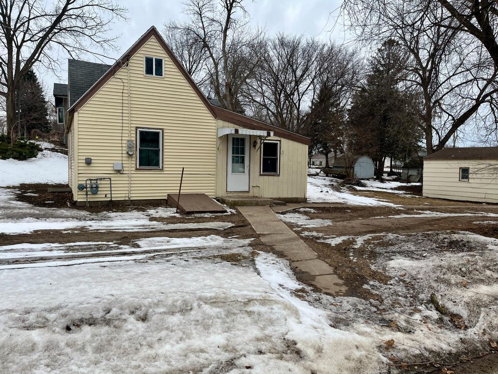 Photo of 110 2nd Street SW, Glenville, MN 56036 (MLS # 7027019)