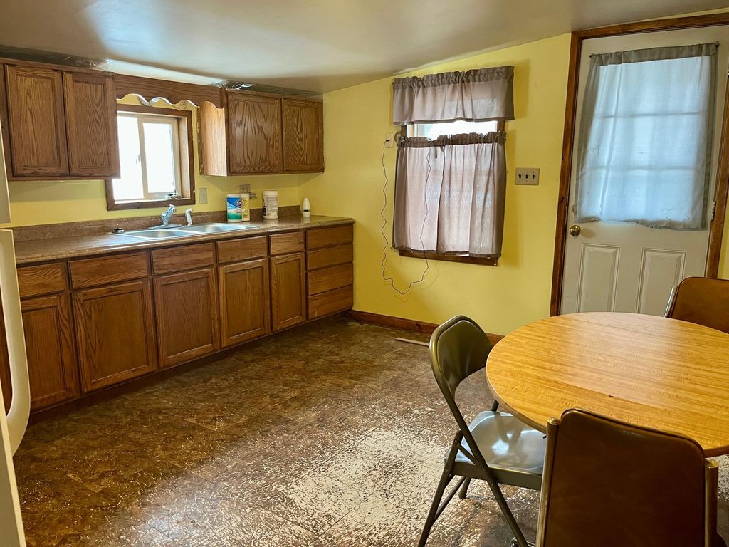 Photo of 110 2nd Street SW, Glenville, MN 56036 (MLS # 7027019)