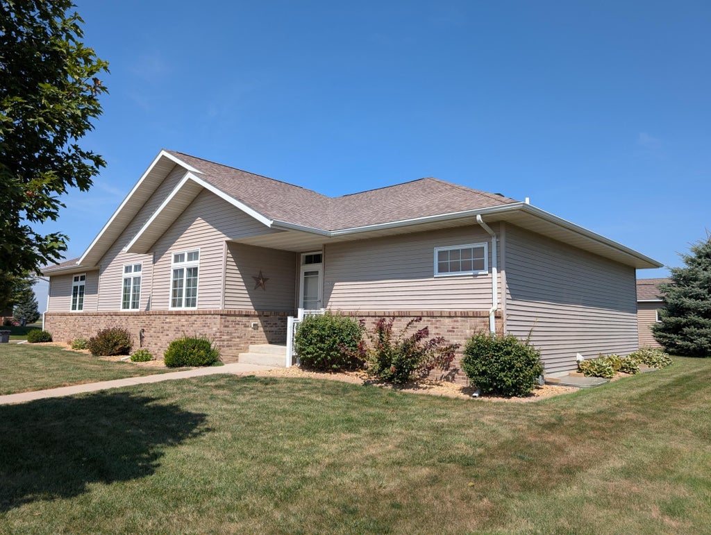 Photo of 501 Mercedes Drive, Marshall, MN 56258 (MLS # 7135795)