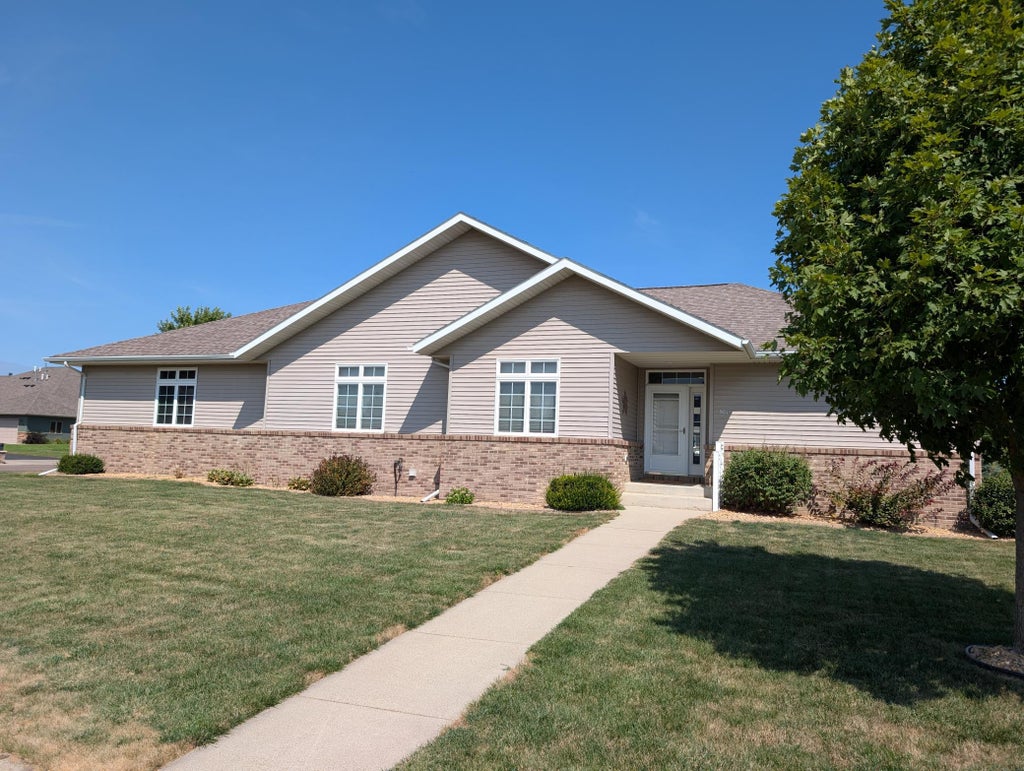 Photo of 501 Mercedes Drive, Marshall, MN 56258 (MLS # 7135795)