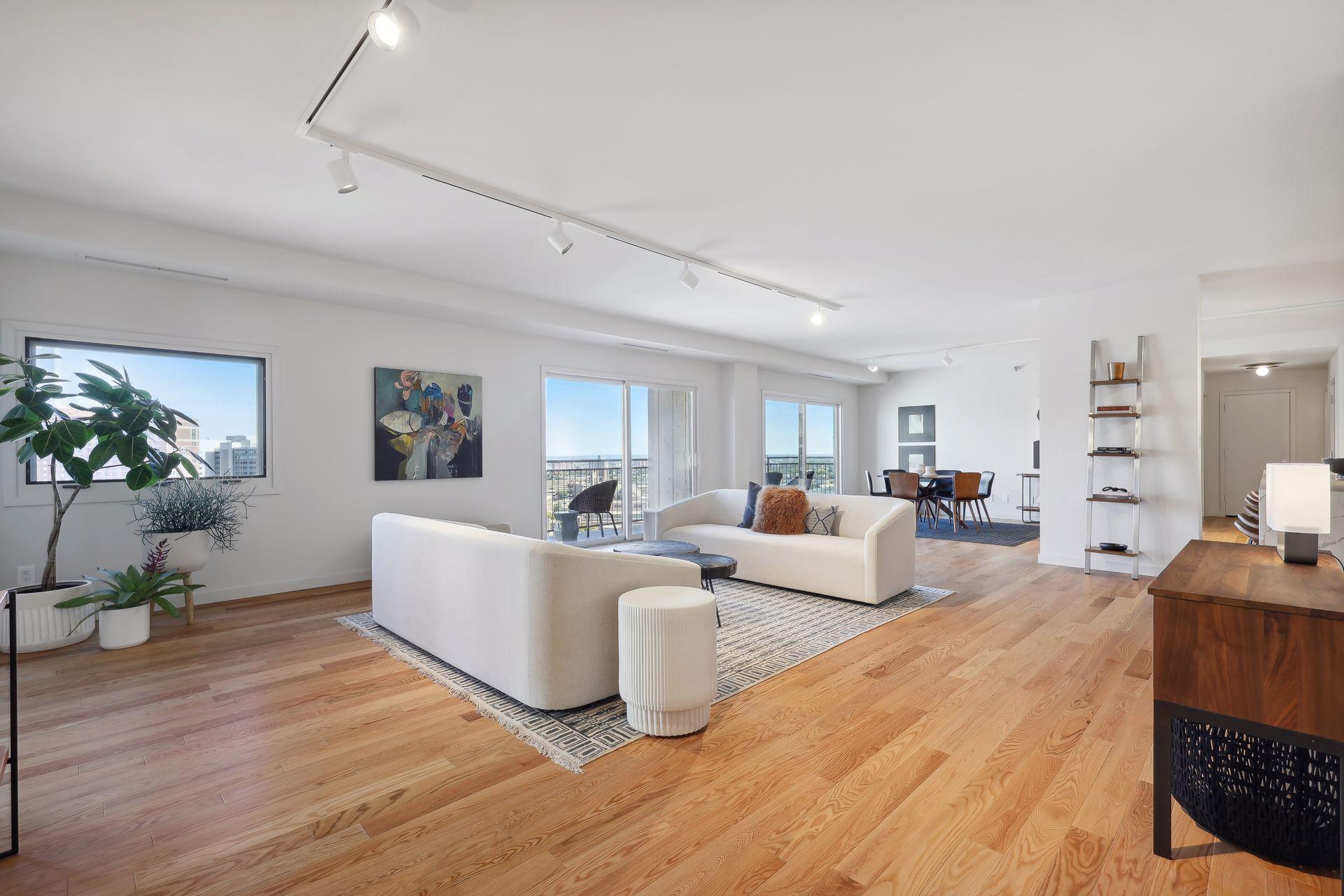 1225 Lasalle Avenue 2301