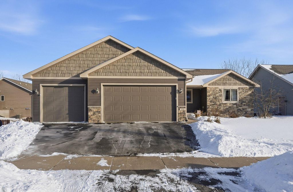 Photo of 354 Glenmeadow Street, River Falls, WI 54022 (MLS # 7016143)