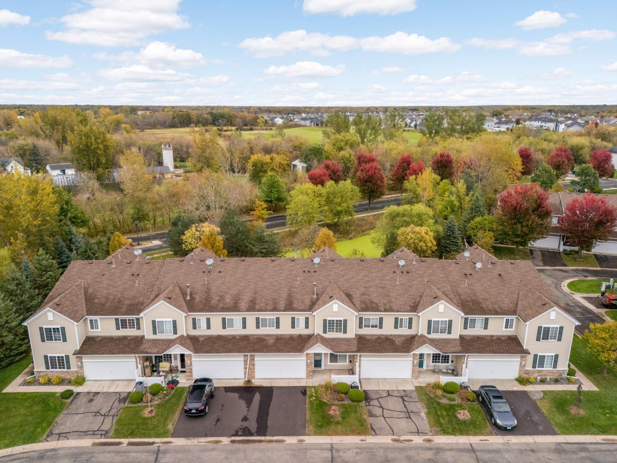 15684 Emerald Drive N 5