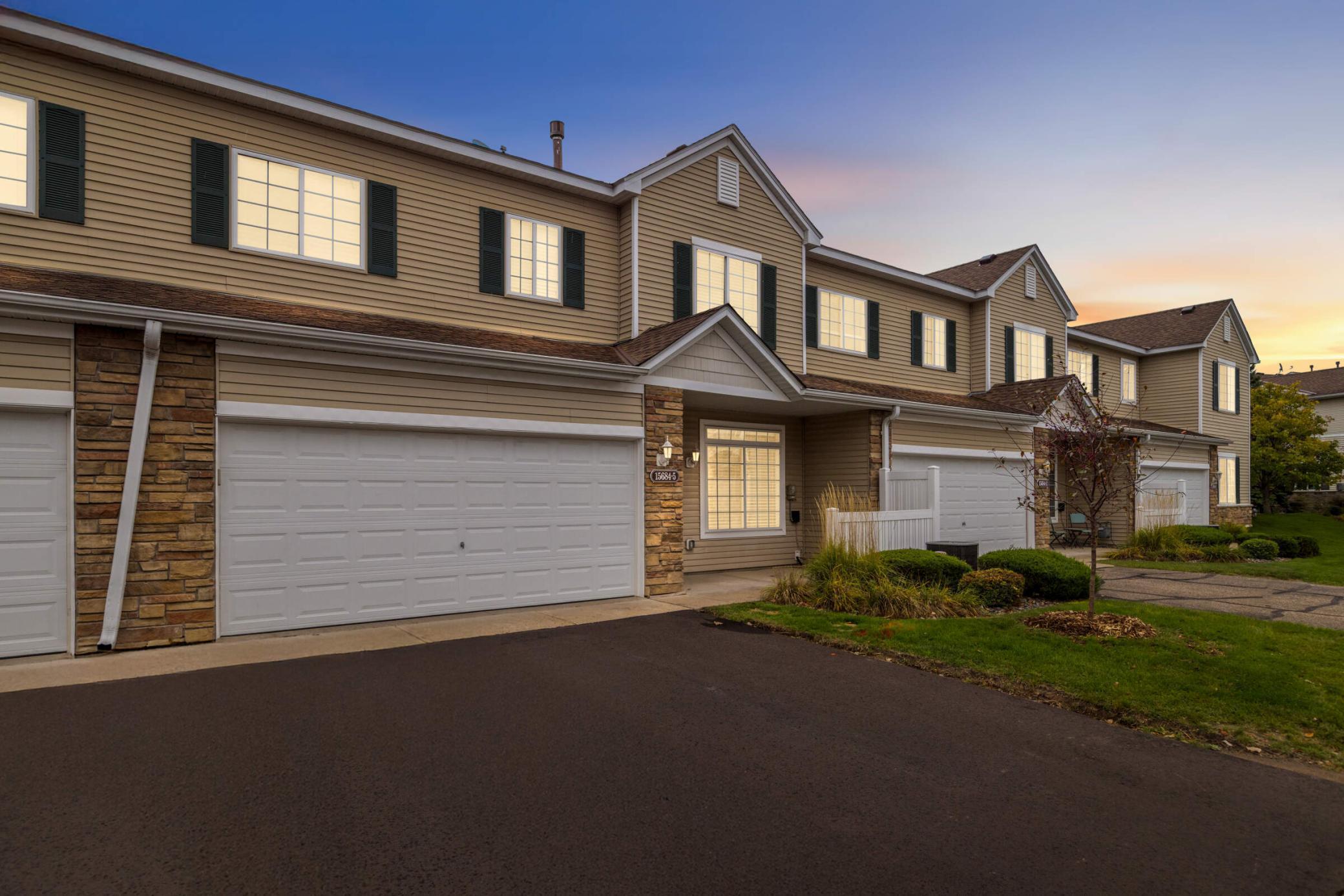 15684 Emerald Drive N 5