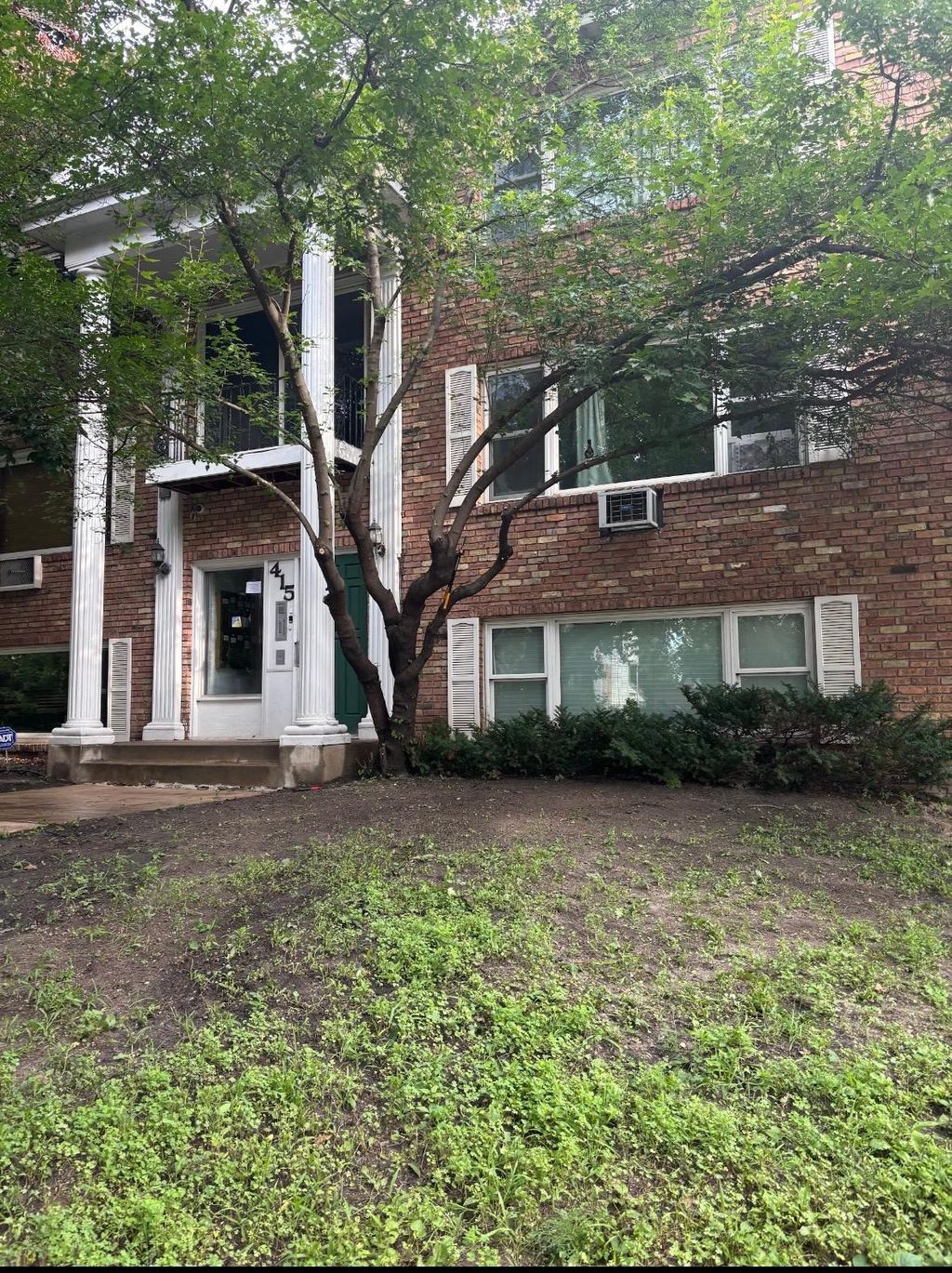Photo of 415 Ridgewood Avenue #3, Minneapolis, MN 55403 (MLS # 7021356)