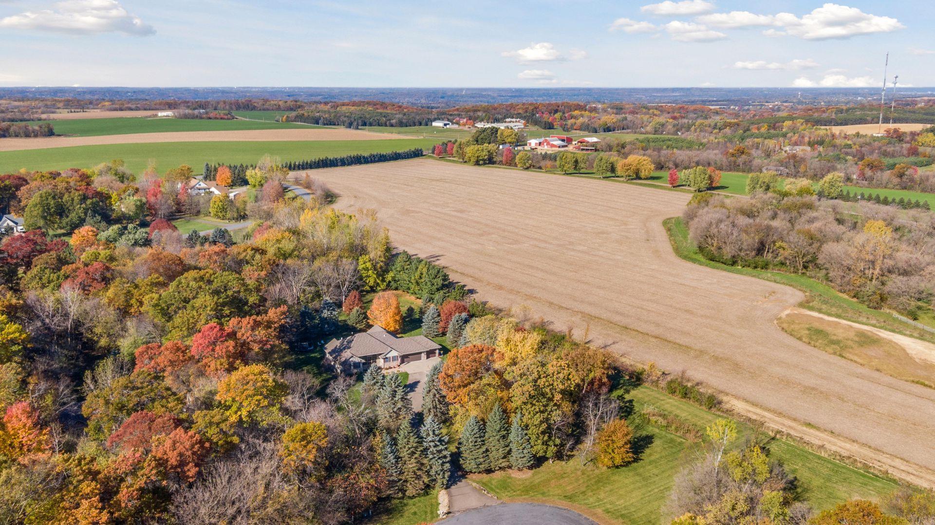 582 Country Oaks Lane