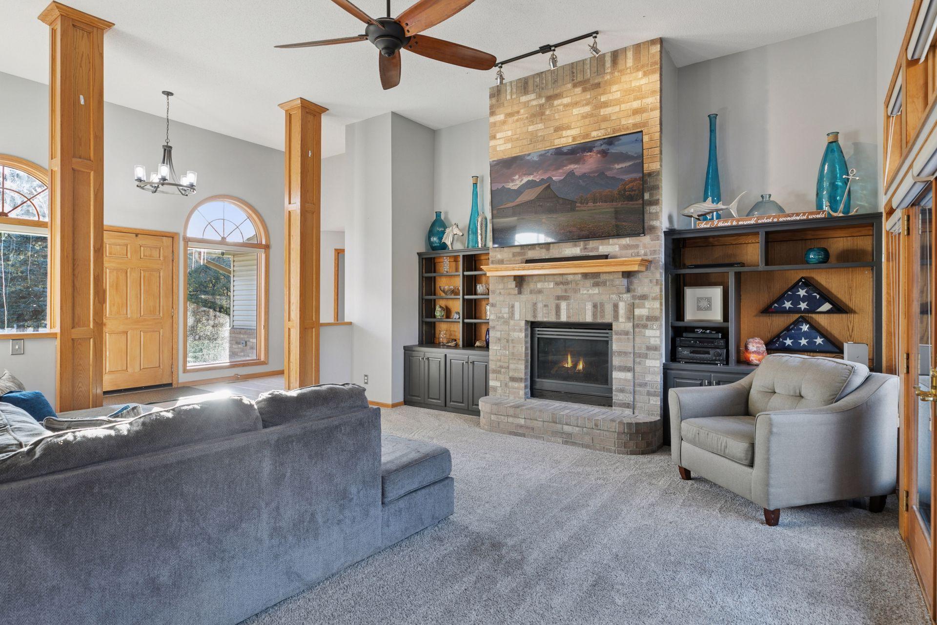 582 Country Oaks Lane