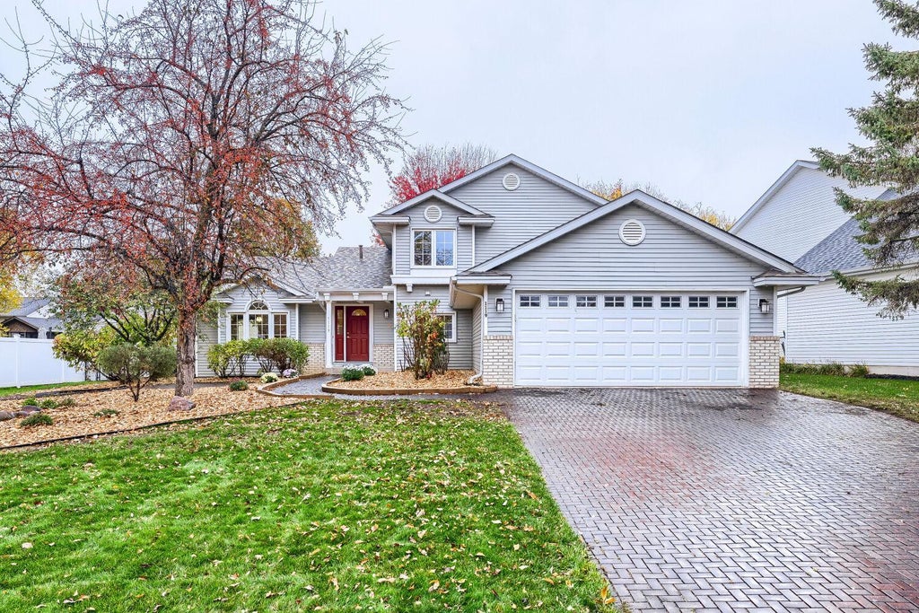 Photo of 1119 Bonnieview Drive, Woodbury, MN 55129 (MLS # 7166328)